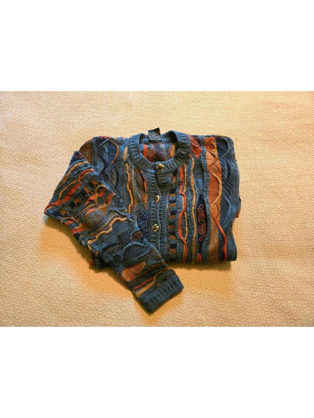 Emaroo M Vintage 90s Coogi Style Sweater